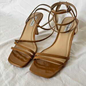 Steve Madden Camel Ankle Wrap Heeled Sandal sz 9